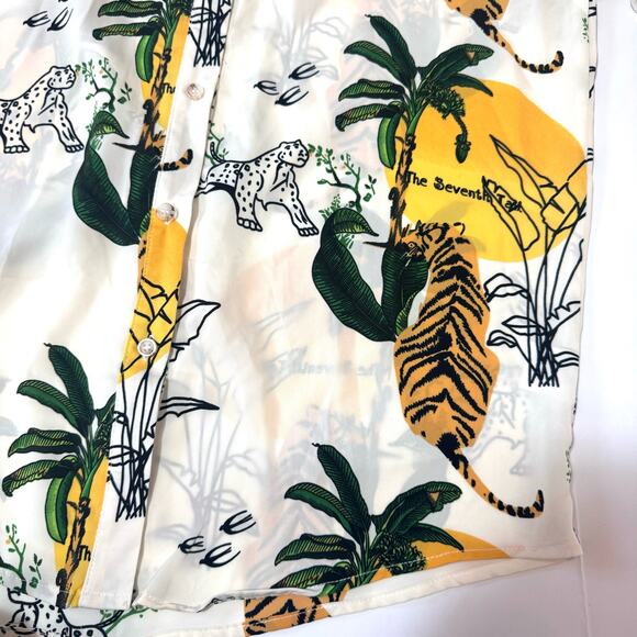 Vamiia Animal Print Long Sleeve Blouse Size LARGE NWOT - Picture 7 of 8